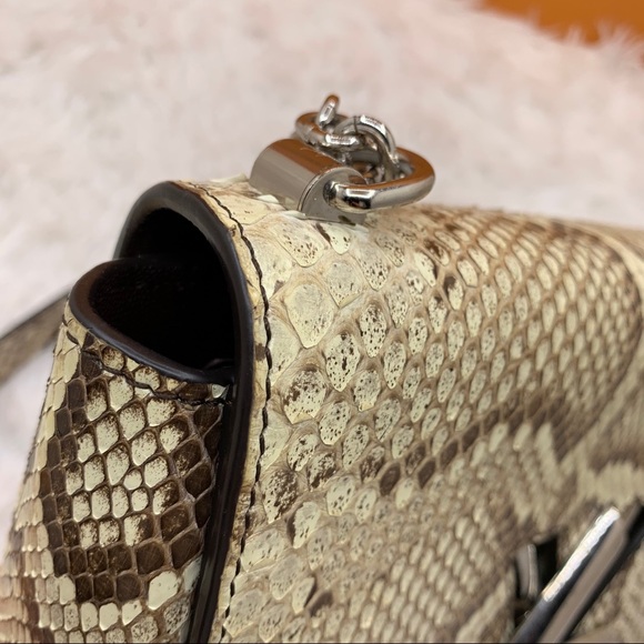 ❌SOLD❌ 🐍 Louis Vuitton Python Twist MM bag - Picture 11 of 16